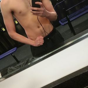 Meet your Posher, Cody